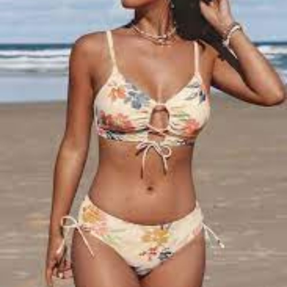 Cupshe Floral Wilderness Keyhole Bralette and Side Shirred Hipster Bikini Set